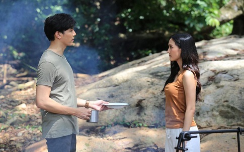 Ở nhà với vợ 10 ngày, tôi choáng váng và sắp phát điên