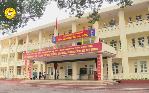 Sự thật bất ngờ vụ 'Thầy giáo Quảng Ninh bị tố quấy rối, nhắn tin tán tỉnh nữ sinh cấp 3': UBND TP đưa ra kết luận chính thức