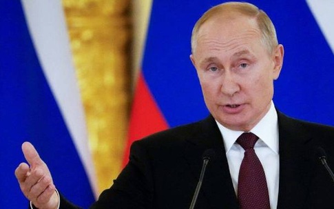 Tổng thống Putin tự cách ly vì tiếp xúc người mắc Covid-19