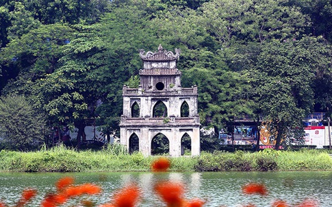 Sắp bình thường mới rồi, tôi phải thăm quê, ôm chặt mẹ cha