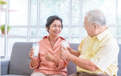 Mùa dịch, học bí quyết tăng cường sức đề kháng cho ông bà, cha mẹ lớn tuổi