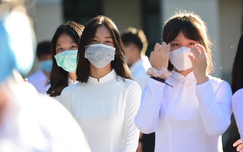 TP.HCM miễn 100% học phí kỳ I cho học sinh công lập và ngoài công lập