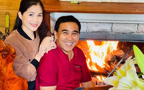 Vợ, em trai, hàng xóm và đồng nghiệp nói gì về con người thật của MC Quyền Linh?