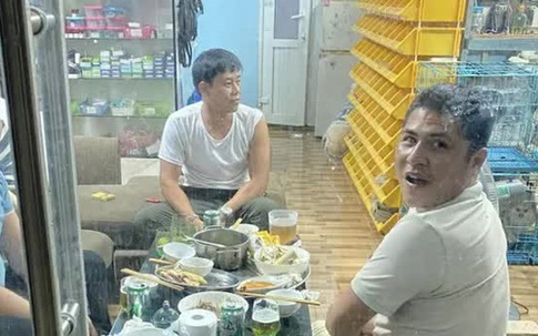 Tụ tập ăn nhậu trong vùng có dịch, 3 thanh niên bị phạt 45 triệu đồng