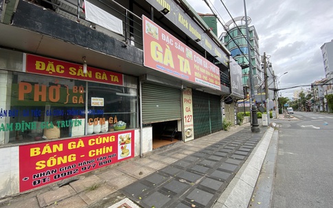 Ngày đầu TP.HCM cho hàng quán bán mang đi: Nhiều quán ăn uống chưa thể mở lại