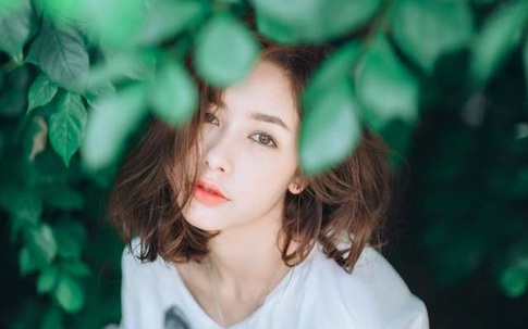 Bị người yêu cũ mỉa mai, chồng chưa cưới của tôi nhẹ nhàng nói một câu đủ khiến anh ta đỏ mặt