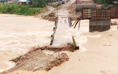 Cô giáo mầm non bị nước lũ cuốn trôi tử vong