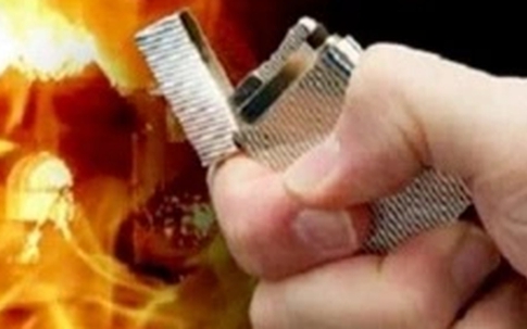 Truy tố bị can tạt xăng đốt chết bạn gái