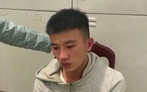Bắt đối tượng chôn giấu tiền cướp tại nhà chủ tịch huyện