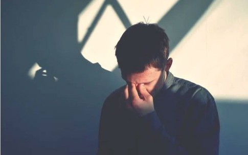 Vợ đòi ly hôn vì trong cơn say tôi lỡ nhắc tên người yêu cũ