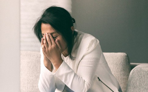 Thái độ của mẹ chồng khi con dâu phải ngồi xe lăn