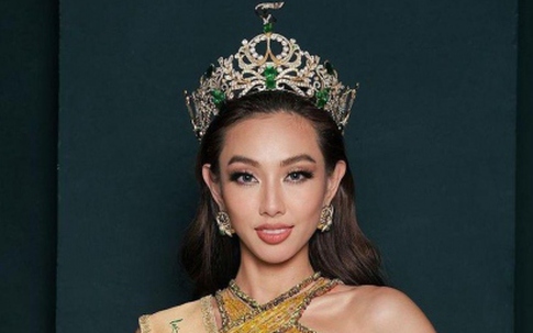 Những nàng hậu Việt “kém nổi” trong nước nhưng đăng quang trên đấu trường quốc tế