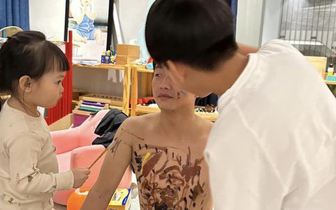Những khoảnh khắc ấm áp cưng chiều con gái của ông bố bỉm Cường Đô La