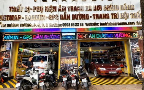 9 cửa hàng kinh doanh linh, phụ kiện ô tô ở TP Hồ Chí Minh bất ngờ bị kiểm tra