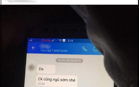 Bên nhau 10 năm, phát hiện tin nhắn lạ từ "đồng nghiệp nữ" của chồng, vợ có màn phản ứng quyết liệt khi tuyên bố: "Anh dám thì em đổi"