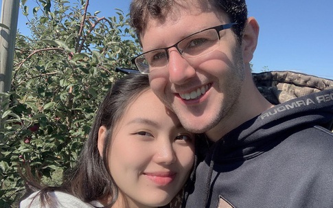 Chuyện tình "sét đánh", gặp là cưới của 9X Việt với chồng Tây hơn 10 tuổi