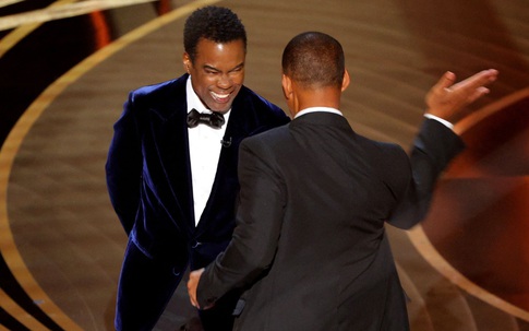 Diễn viên xúc phạm vợ Will Smith, bị tát thẳng mặt trên sân khấu Oscar danh tiếng cỡ nào?