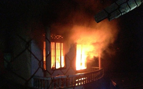 Hà Nội: Thương tâm cháy nhà lúc sáng, cả 5 người trong gia đình tử vong