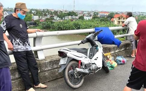 Hải Dương: Để lại xe máy trên cầu, nam thanh niên huyện Ninh Giang nhảy xuống sông Luộc lúc nửa đêm