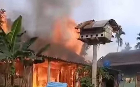 "Bà hỏa" thiêu trụi ngôi nhà của một hộ dân nghèo