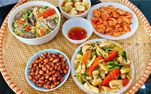 Trong bữa cơm, người Nhật thường không làm điều này để tránh tăng cân, tiểu đường và bệnh dạ dày, tiếc là nhiều người Việt vẫn chưa chịu từ bỏ thói quen!