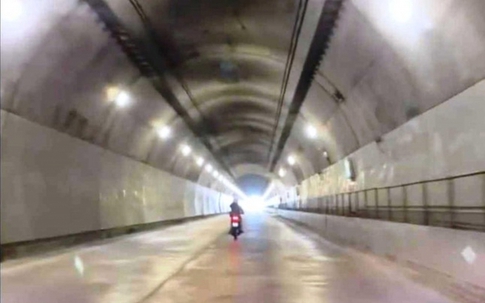 Chạy xe mô tô vào hầm Hải Vân vì “đi theo chỉ dẫn trên Google map”