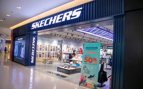 Skechers khai trương cửa hàng tại Crescent Mall, siêu sale hấp dẫn lên đến 50%