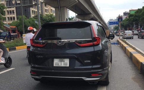 Điều tra rõ vụ việc tài xế xe ôm ở Hà Nội tố bị người đàn ông đi ô tô đánh vì "không nhường đường"