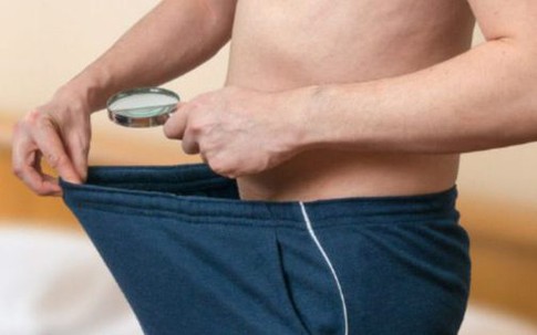 'Cậu nhỏ' bị vùi lấp: Nguyên nhân và cách xử trí