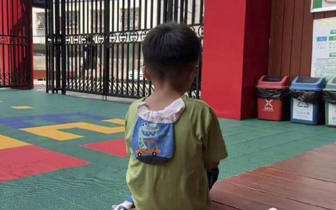 Xót xa bé 5 tuổi bị cả dòng họ bỏ rơi ở trường mầm non khi phát hiện không cùng máu mủ