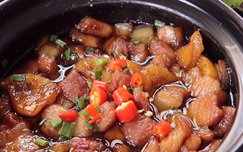 Tuyệt chiên làm món thịt kho dứa kích thích vị giác cả gia đình