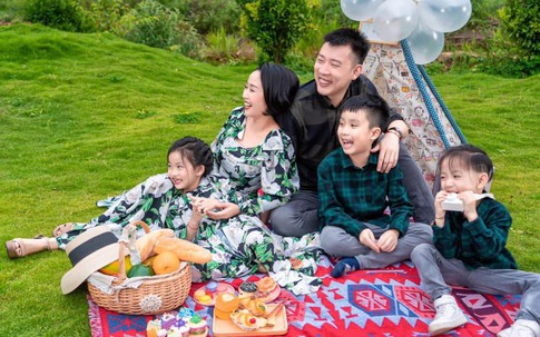 3 con của MC Ốc Thanh Vân được bố mẹ đầu tư học trường quốc tế với chí phí "khủng"