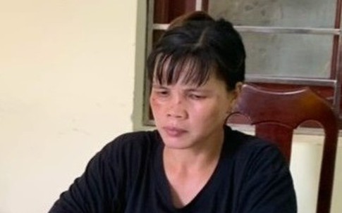 Khởi tố người phụ nữ dùng dao quắm cắt cổ chồng