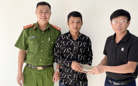 Trả lại 200 triệu đồng cho người chuyển nhầm vào tài khoản