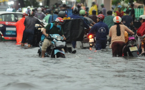 Thời tiết hôm nay 10/9: Trung thu mưa to nguy cơ gây ngập úng nặng ở Hà Nội và nhiều nơi