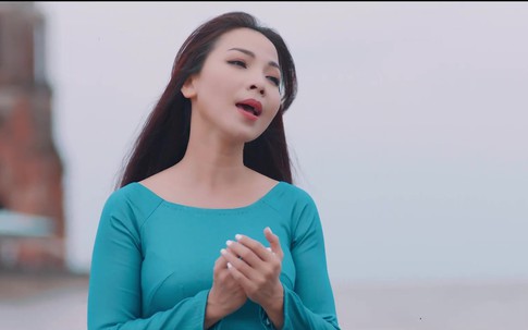 Ca sĩ Khánh Loan ra mắt MV tình mẹ 'Nếu như con'