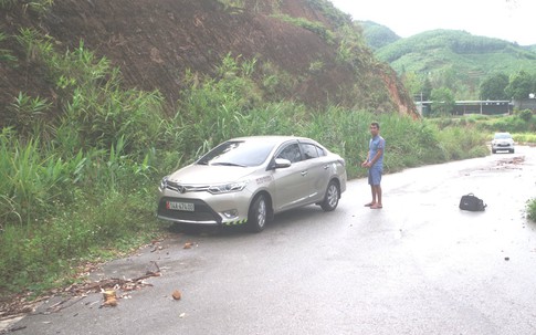 Bé gái 13 tuổi ở Quảng Ninh bị tài xế taxi hiếp dâm ngay trên ô tô