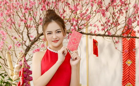 Diễn viên 'Gái già lắm chiêu' từng vô tư nhặt mèo đi lạc vào mùng 1 Tết