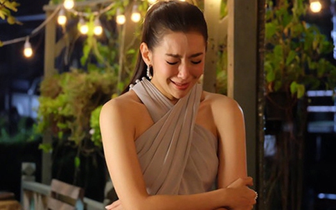 Ly hôn rồi vợ cũ vẫn đòi "bồi thường tuổi xuân", tôi đồng ý nhưng trả lại cô ấy thứ còn đắt giá hơn cả tiền