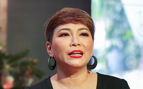 Ca sĩ Hương Giang: Chồng mất, chật vật nuôi con, thương cả con riêng của chồng