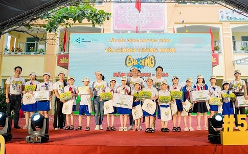 Trong 5 năm, dự án giáo dục tài chính Cha-Ching đã trang bị kiến thức quản lý tài chính thông minh cho hơn 100.000 trẻ em Việt