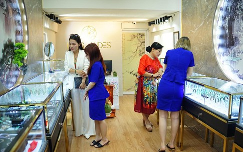 Tại sao nên mua Ngọc Cẩm Thạch tại các cửa hàng uy tín?