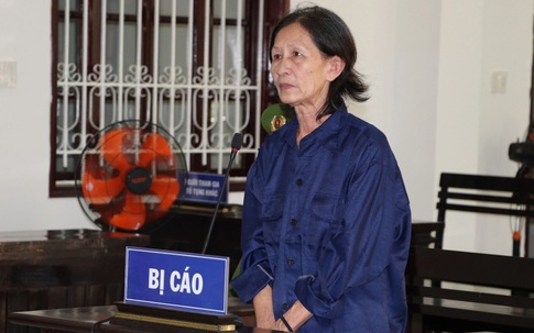 Người phụ nữ 60 tuổi lĩnh 20 năm tù vì vận chuyển ma túy