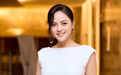 Thu Quỳnh: 'Tôi ngỡ ngàng như lần đầu khi mang thai sau 9 năm'