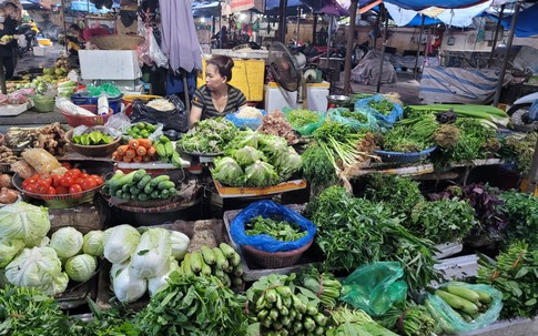 Năm 2024, từng bó rau, lạng thịt ở chợ dân sinh sẽ được kiểm soát ATTP tại chỗ như thế nào?
