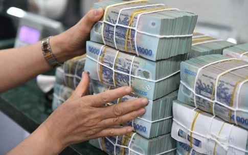 Còn đúng 2 ngân hàng có lãi suất trên 8% kỳ hạn 12 tháng