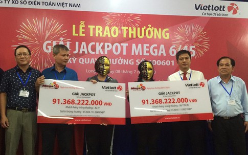 Pha trúng Vietlott hiếm có, 2 người cùng chia tiền tỷ trong ngày nghỉ tết Dương lịch 2024
