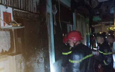 TP Hồ Chí Minh: Cháy nhà trong hẻm làm bé gái 8 tuổi tử vong