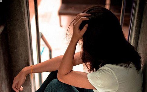 Bị họ hàng giục lấy chồng, đẻ con khi về Tết, cháu gái đáp: "Tại sao cháu nên kết hôn và phục vụ người khác?"