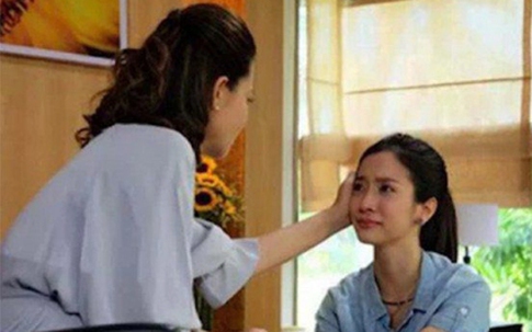 Món quà mẹ chồng tặng kỷ niệm 10 năm ngày cưới khiến tôi oà khóc nức nở cảm ơn